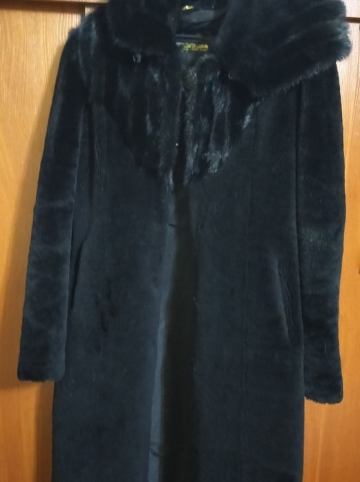 Продам шубу мутон натуралка