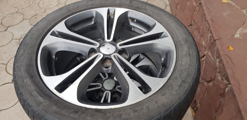 Комплект резины с дисками