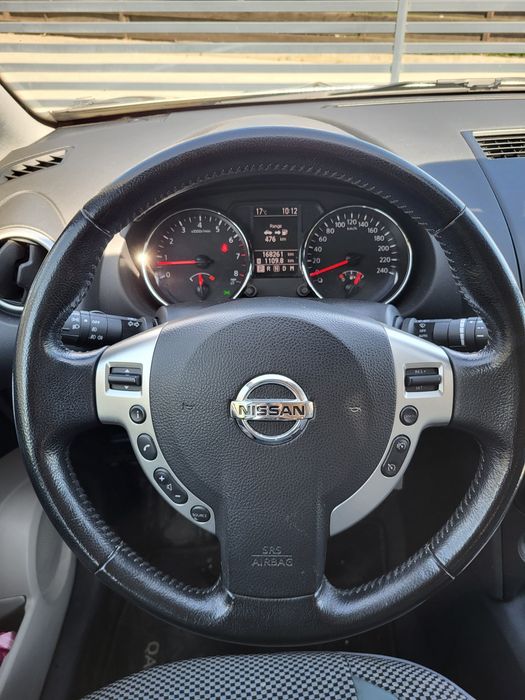 Nissan Qashqai, cutie automata, benzina, 170000 km