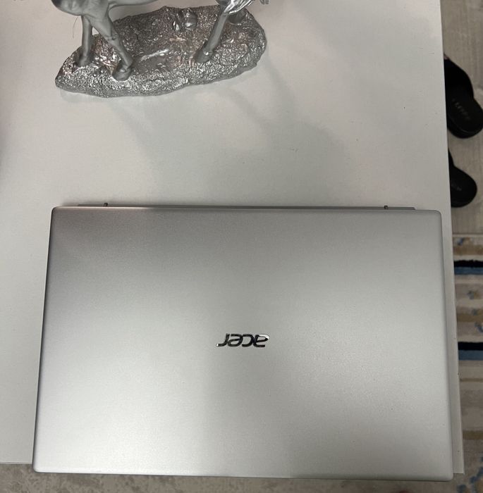 Ноутбук ACER Swift 1