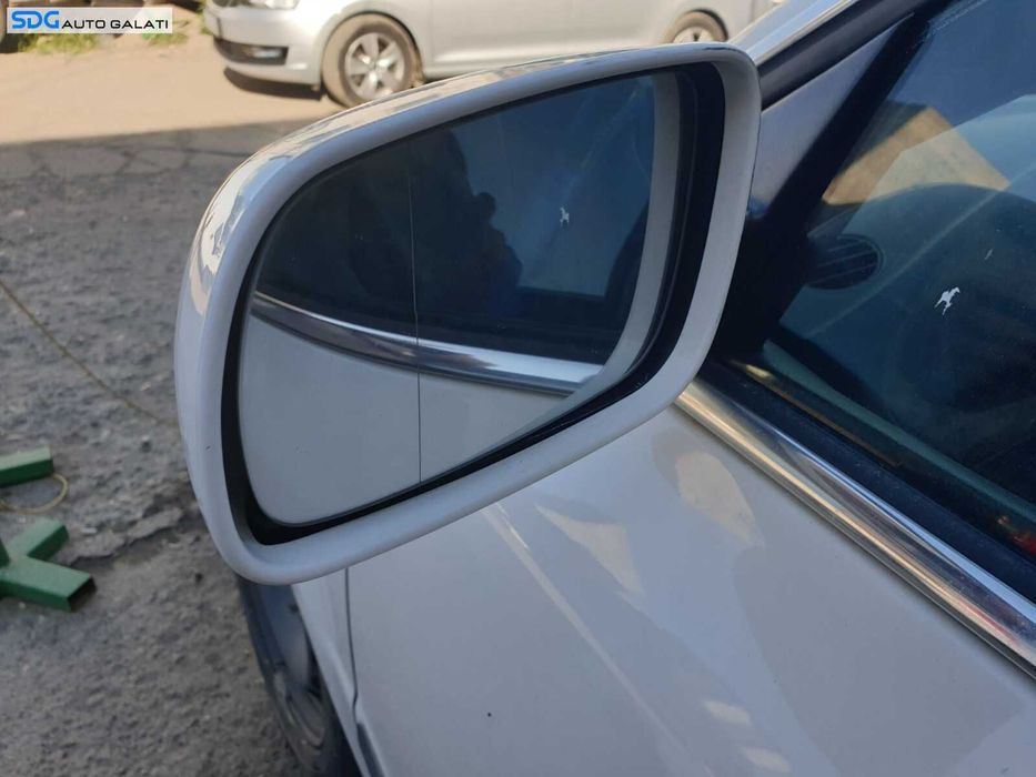 Oglinda Stanga Electrica Fara Pliere Rabatare Volkswagen Passat B5.5 2001 - 2005 Culoare LB9A [C6060]