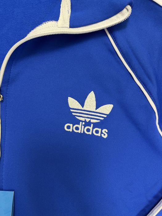 Trening Adidas marimea L nou cu etichetă