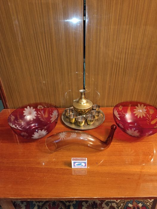 Посуда.Коньячный набор.Цветные вазы,рог.Новый.