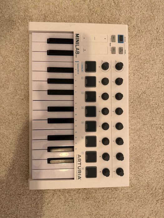 Claviatură MIDI Arturia MiniLab MkII - Stare excelentă