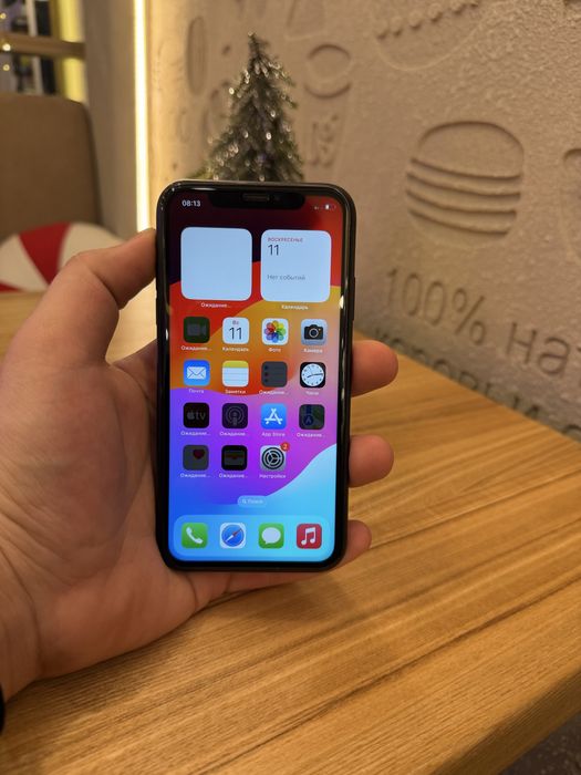 Продам Айфон XR 64G без торга