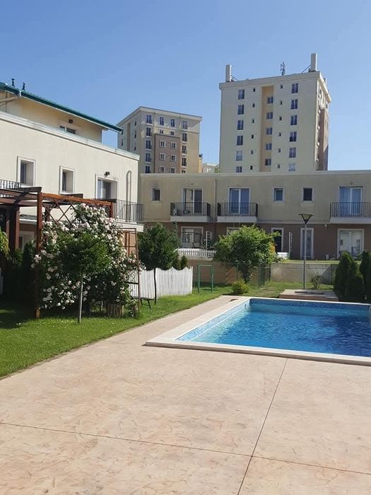 Vila P+2 Cosmopolis, 4 camere, 4 Bai, 2 loc parcare, piscina,  gradina