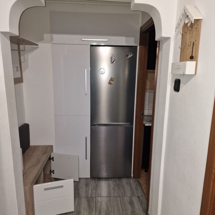 Garsoniera de închiriat