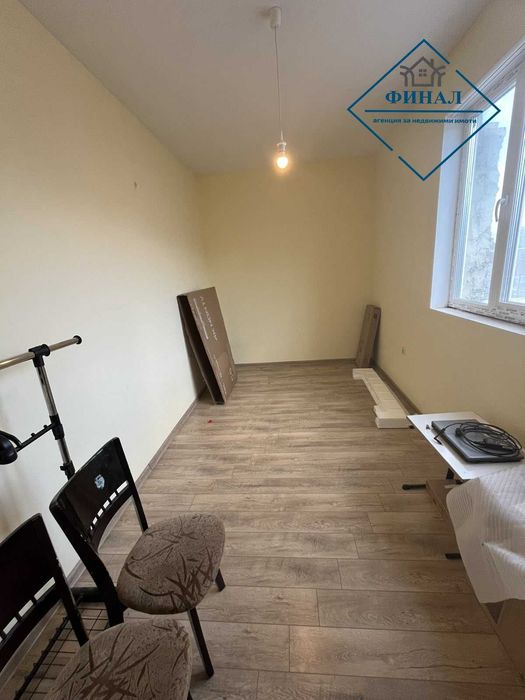 Продава се Тристаен апартамент в Шумен, Добруджански - 120 кв.м за 1492 €/кв.м - Снимка #3