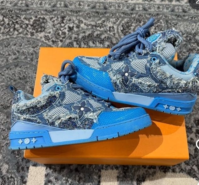Lv skate swarovski blue orice mărime noi
