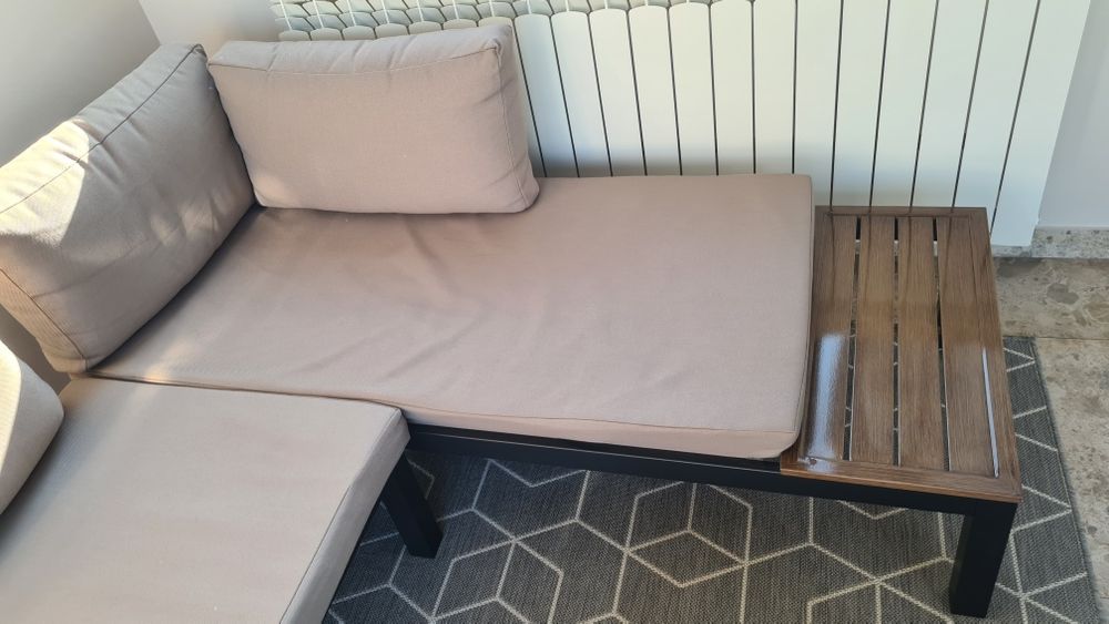 Canapea terasa stare ca noua