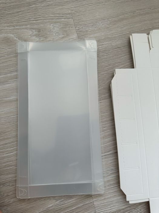 Коробки для клубники, дессертов