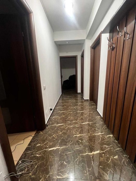Apartament 2 camere 55mp cu curte proprie 48 mp + 2 parcări