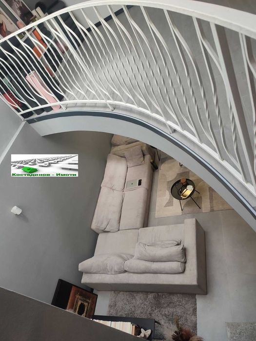 Дава се под наем Офис в Пловдив, Център - 216 кв.м за 1097.01 € - Снимка #4