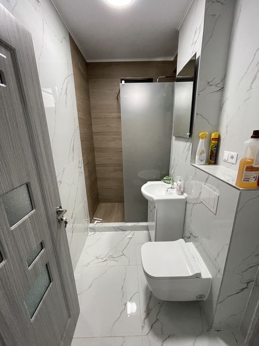 Apartament de inchiriat.