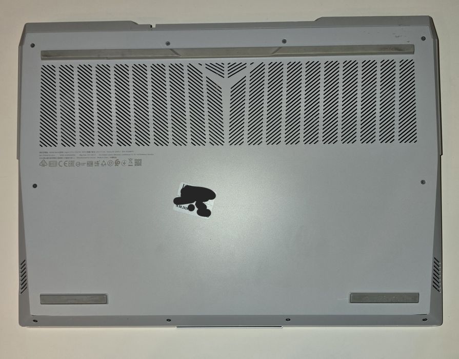 Laptop Lenovo Legion 5 Pro 16ACH6, echipat cu AMD Ryzen 5 5600H și NVIDIA GeForce RTX 3050 Ti