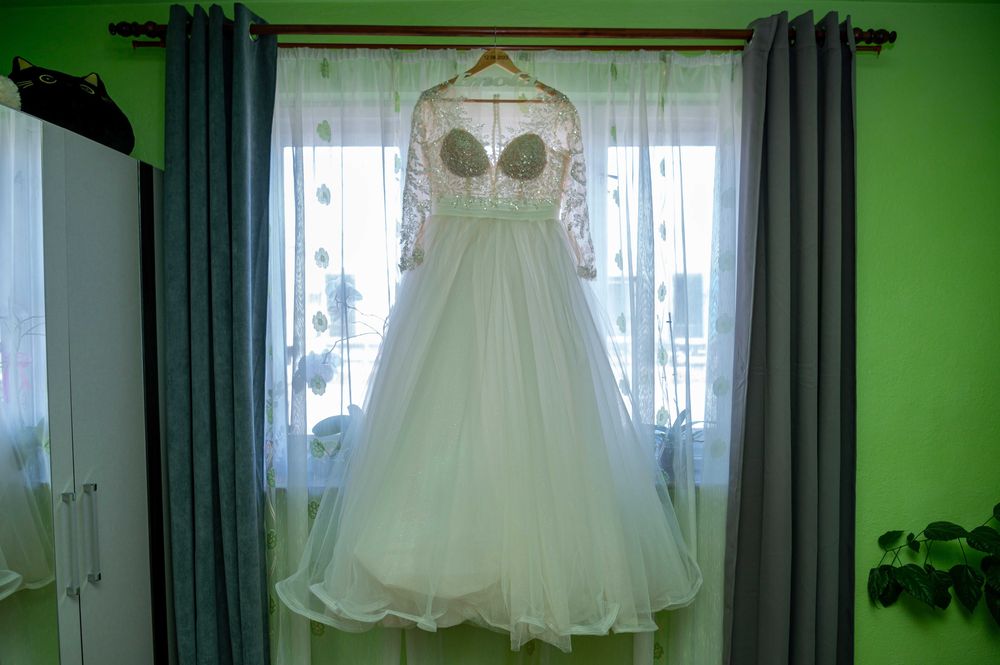 Rochie de mireasă tip prințesă.