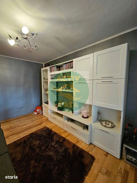 De Vânzare – Apartament Cu 3 Camere În Zona Bcr
