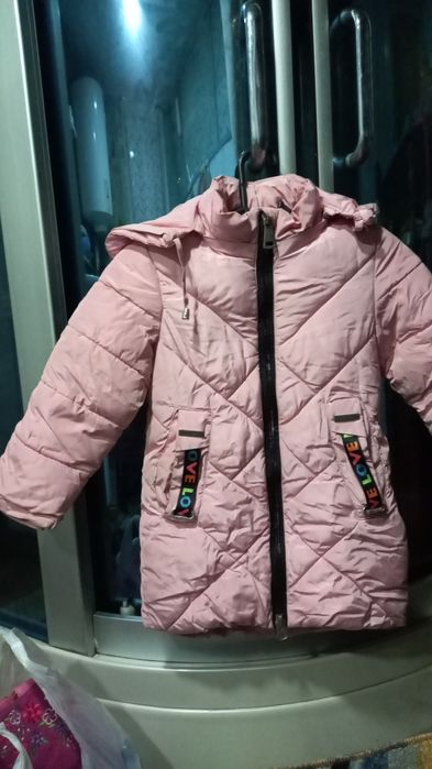 Куртка зимняя на 4-6 лет