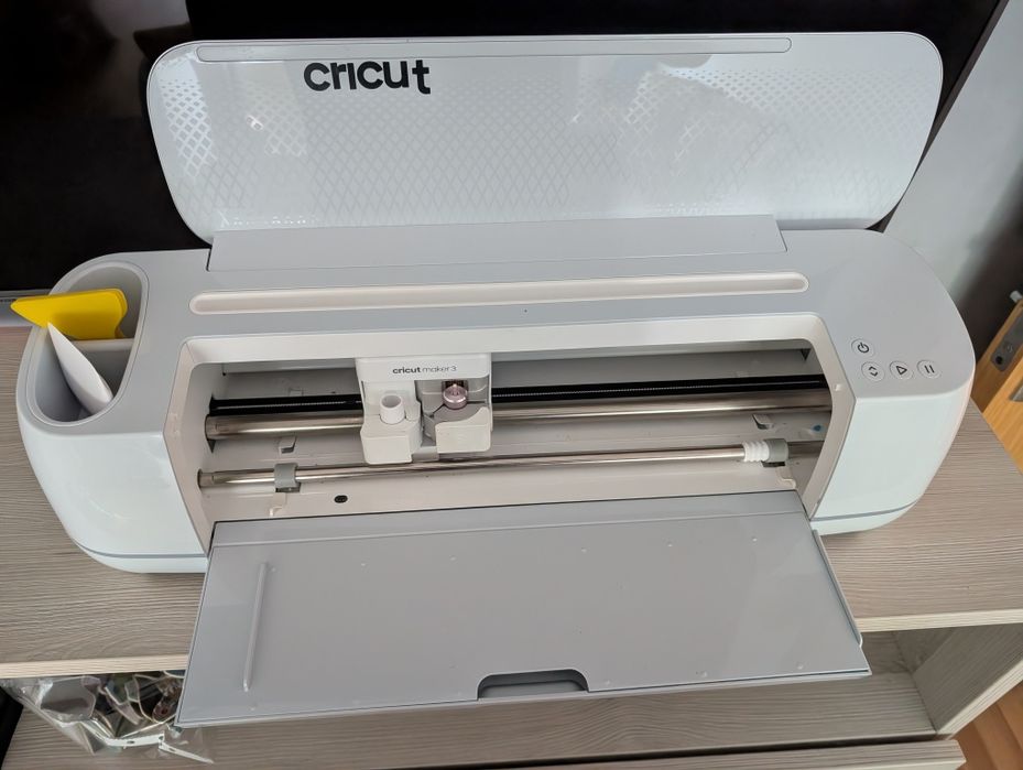 Cricut maker 3 cu accesorii