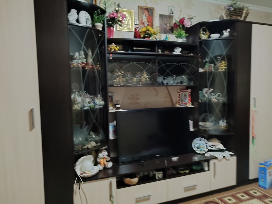 Горка для гостиной