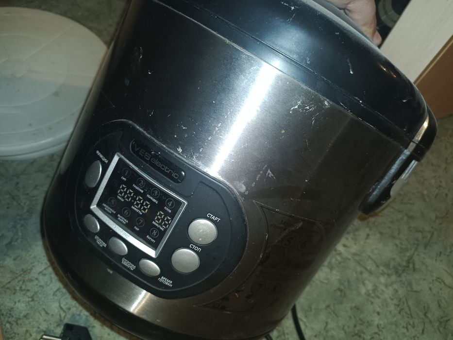 Продам мультиварку