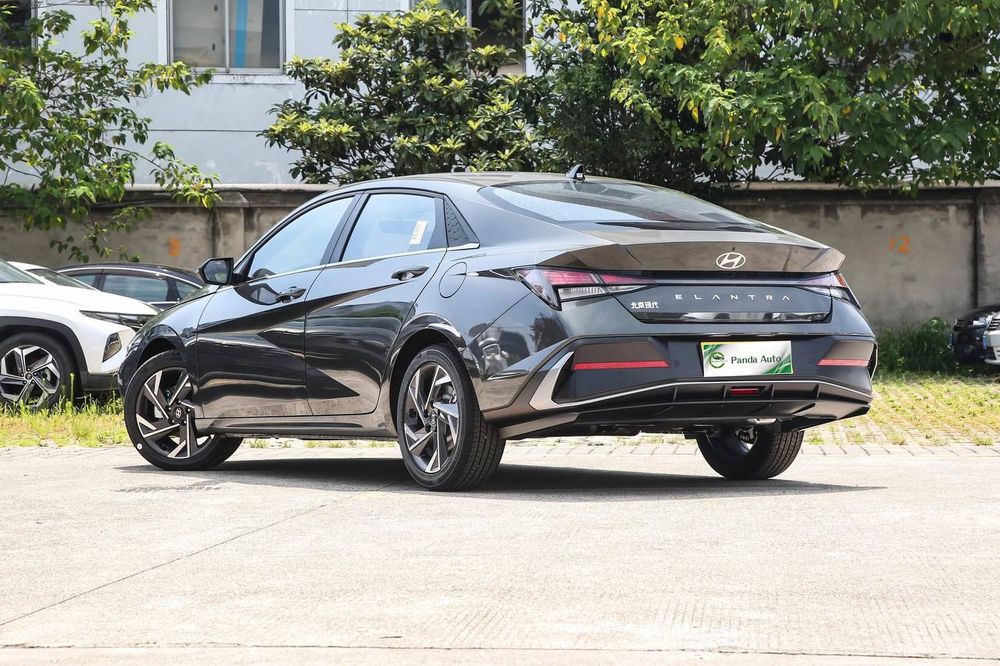 Hyundai Elantra 2023 full комплектация