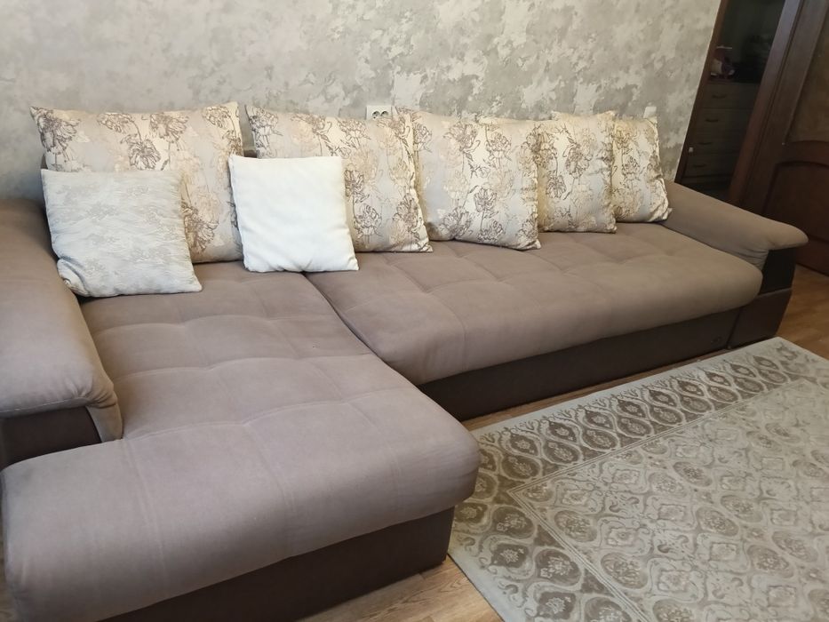 Продам диван в хорошем состоянии