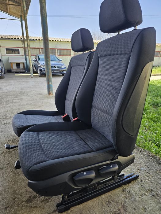 Tapiterie interior scaune fata încălzite  bancheta bmw 118 facelift
