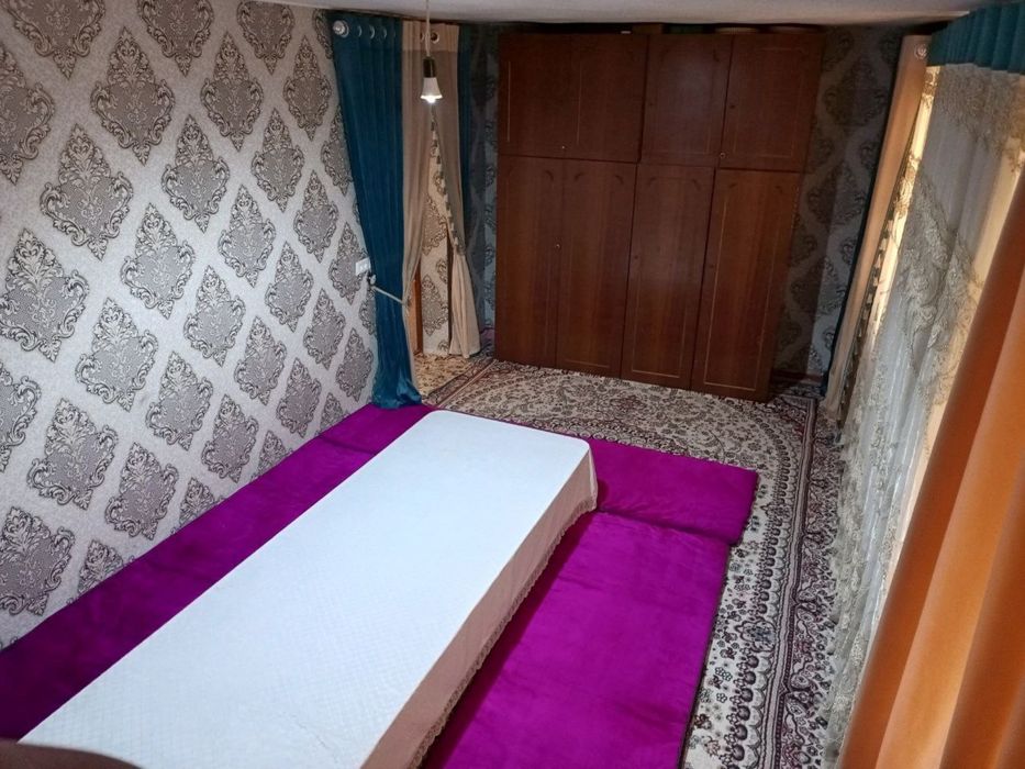 Hovli sotiladi Narx kelishamiz