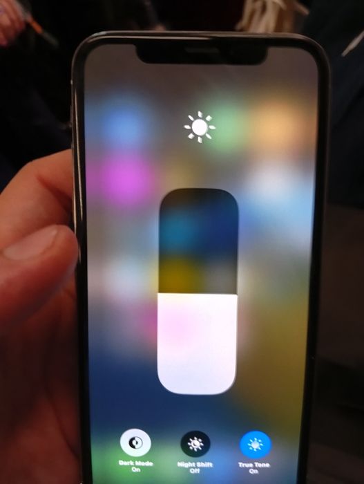 iPhone X 256 xotira
