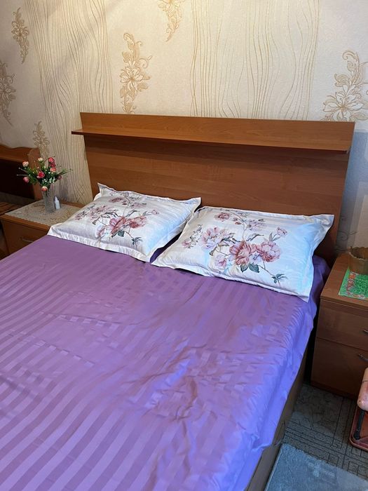 Кровать двуспальная