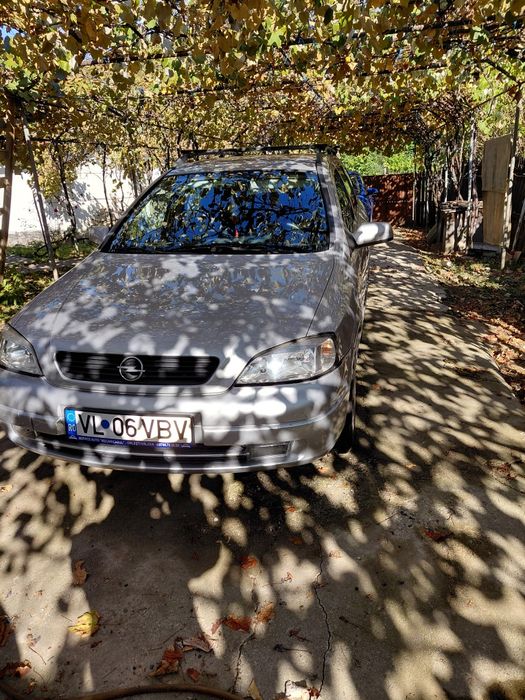 Auto opel astra benzina
