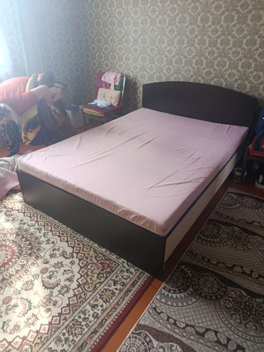 Кровать 150*200, состояние хорошее