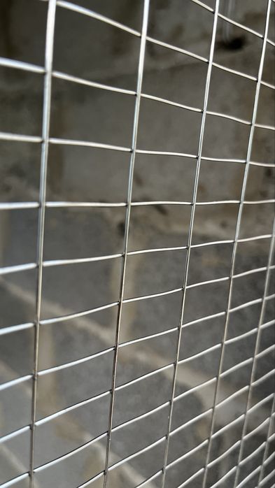 Продам сетку 1*2 см ячейка