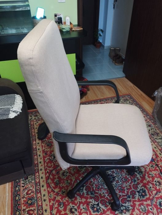 Офис стол запазен