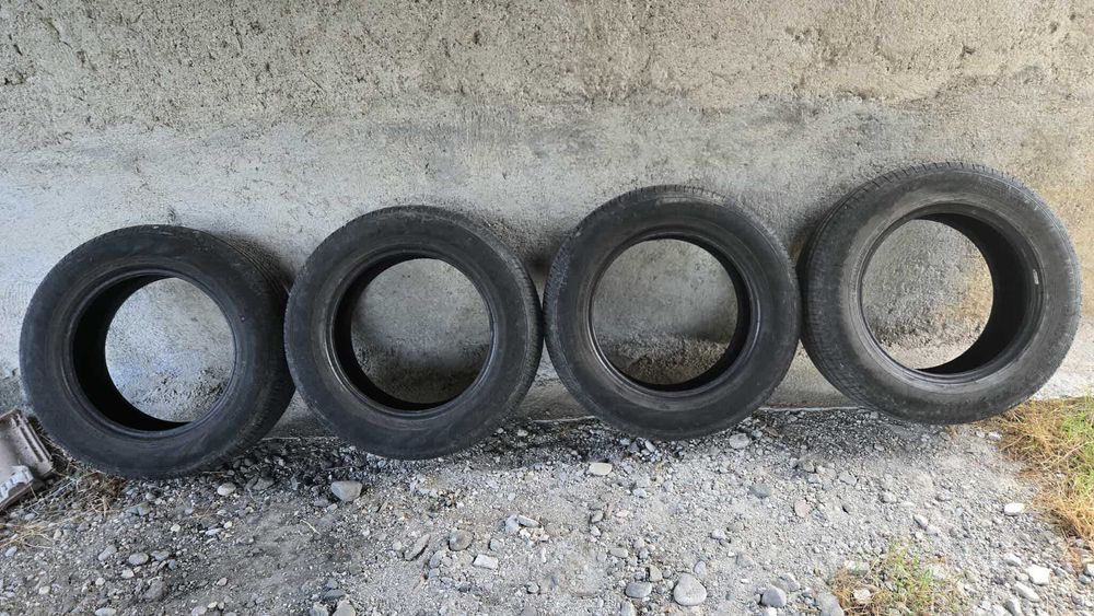 4 бр. Зимни гуми + 4 бр. Летни гуми 225 65 r17