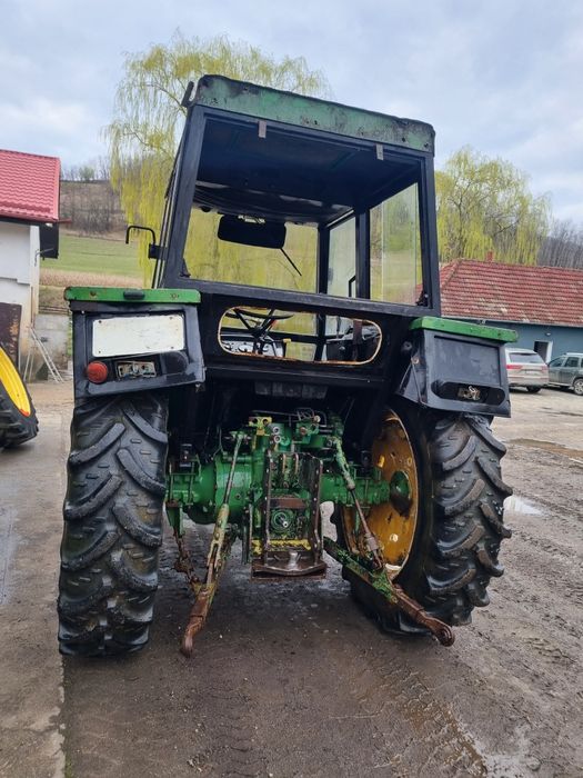 Dezmembram tractor John Deere 2130
