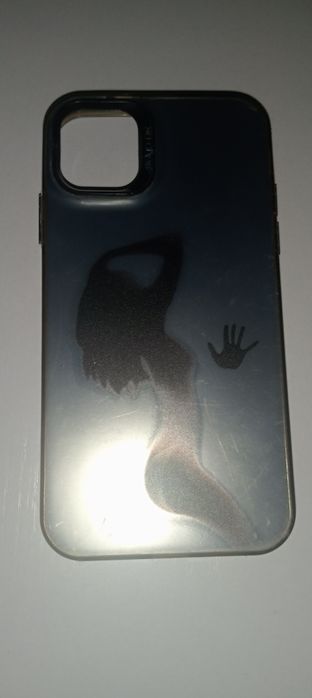 Чехлы на iphone 11