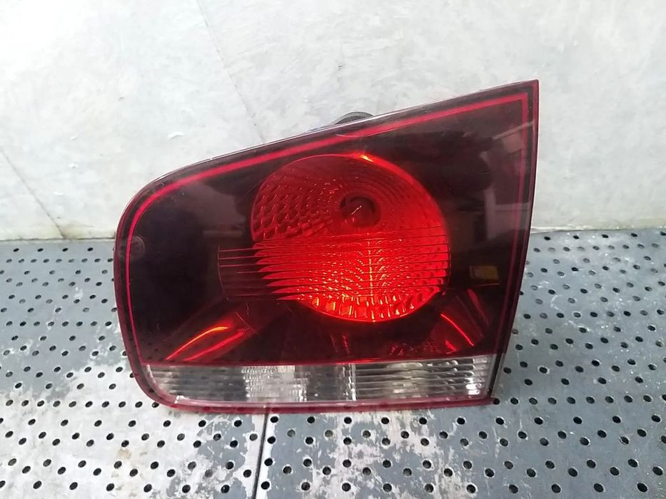 Stop tripla lampa dreapta haion vw touareg 7l facelift 28268003
