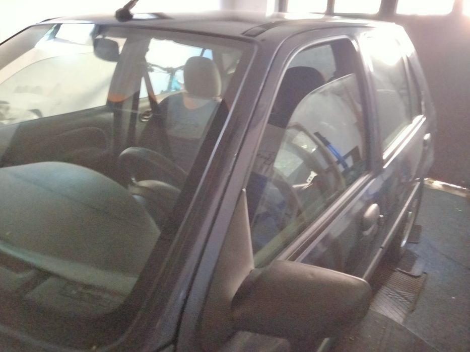 FORD Fiesta 2000