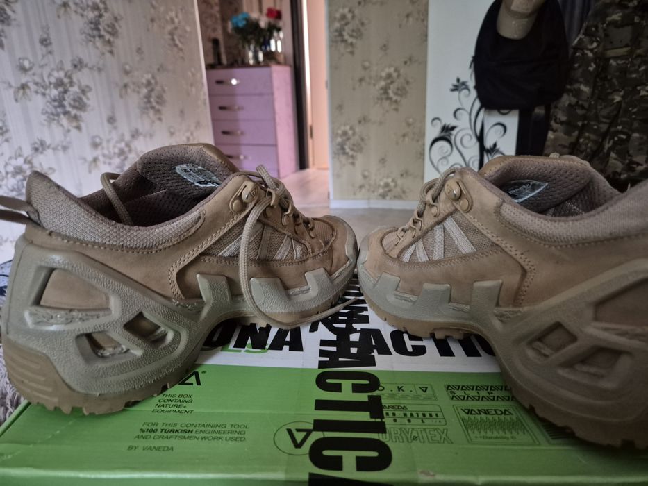 Тактические кроссовки VANEDA (военные)