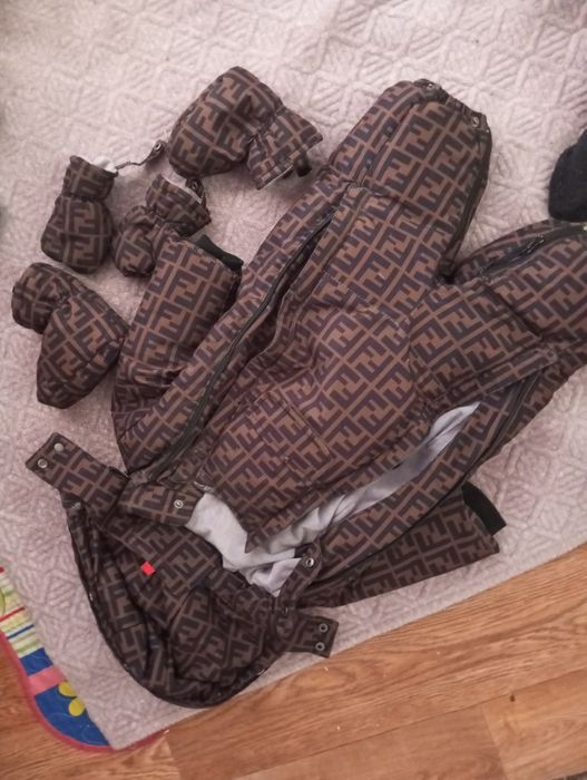 Комбинезон до года