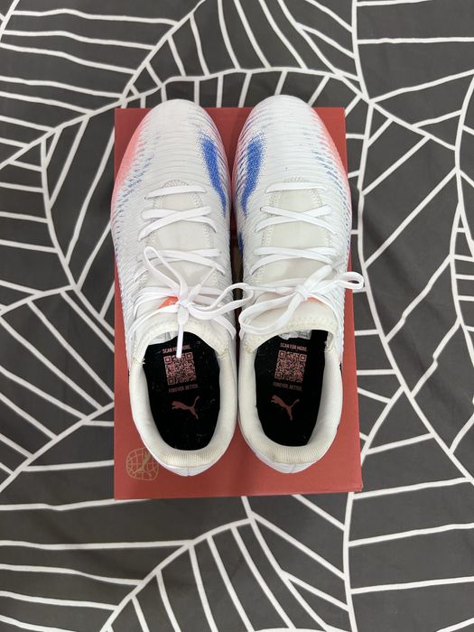 Бутонки White-PUMA Black-Glowing Red