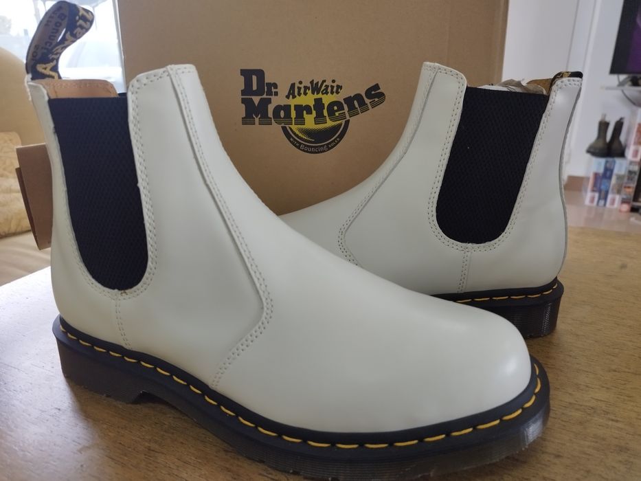 Nike ACG Lowcate Black 44 100% original.
Изклюите