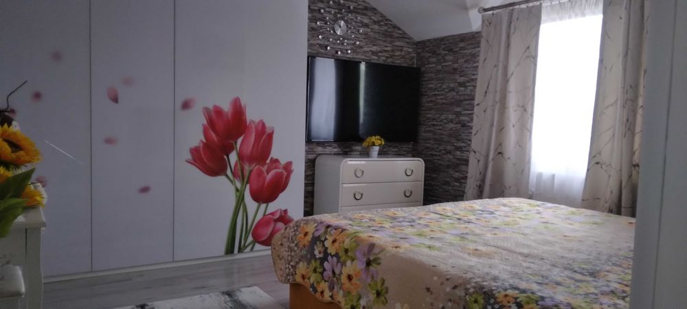 Vând casă la 2 km de Târgoviște