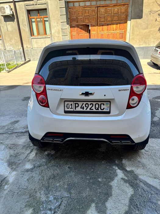 Srochna Spark sotiladi 2011 yil xolati ideal