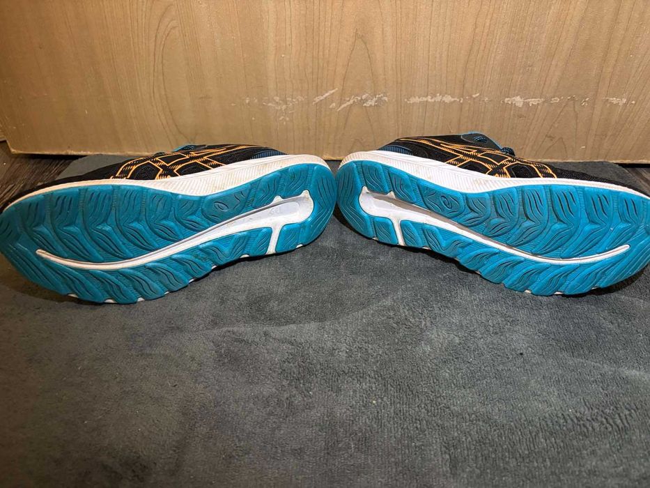 Маратонки Nike AIR Max, футболни обувки Nike, маратонки  Asics