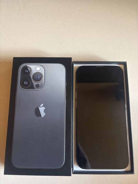 Използван Iphone 13 pro без никакви забележки
