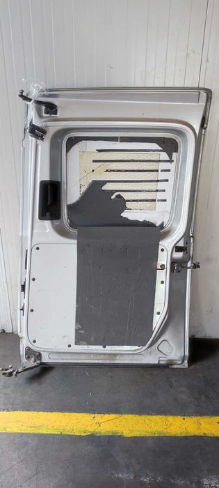 Usa culisanta dreapta volkswagen vw caddy an 2012 model scurt culoare verde kaki