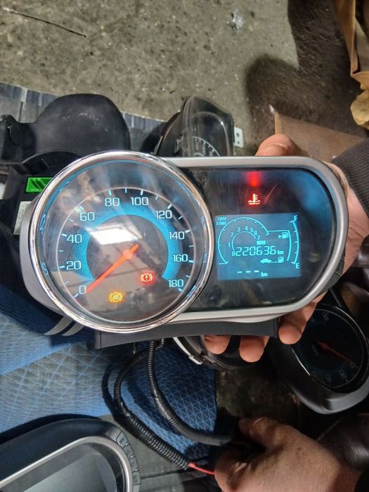 Spark mexanika  tablo sotiladi. Продоется приборная панель Спарк МТ